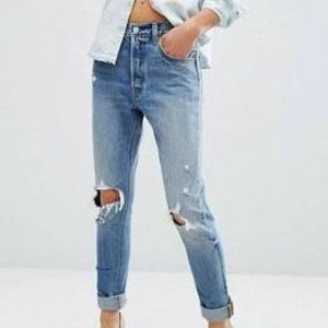 Levi’s 501 Skinny Jeans Distressed Medium Wash 26